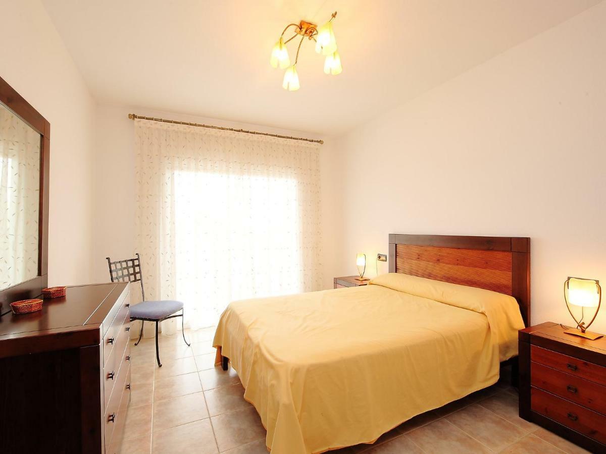 Apartment Delicias B By Interhome Sant Carles De La Rapita Bagian luar foto